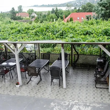Pigal Panzio Bed & Breakfast Badacsonyörs